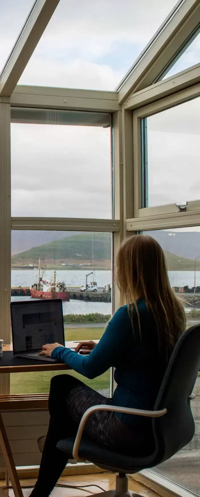 how to lead a global remote team